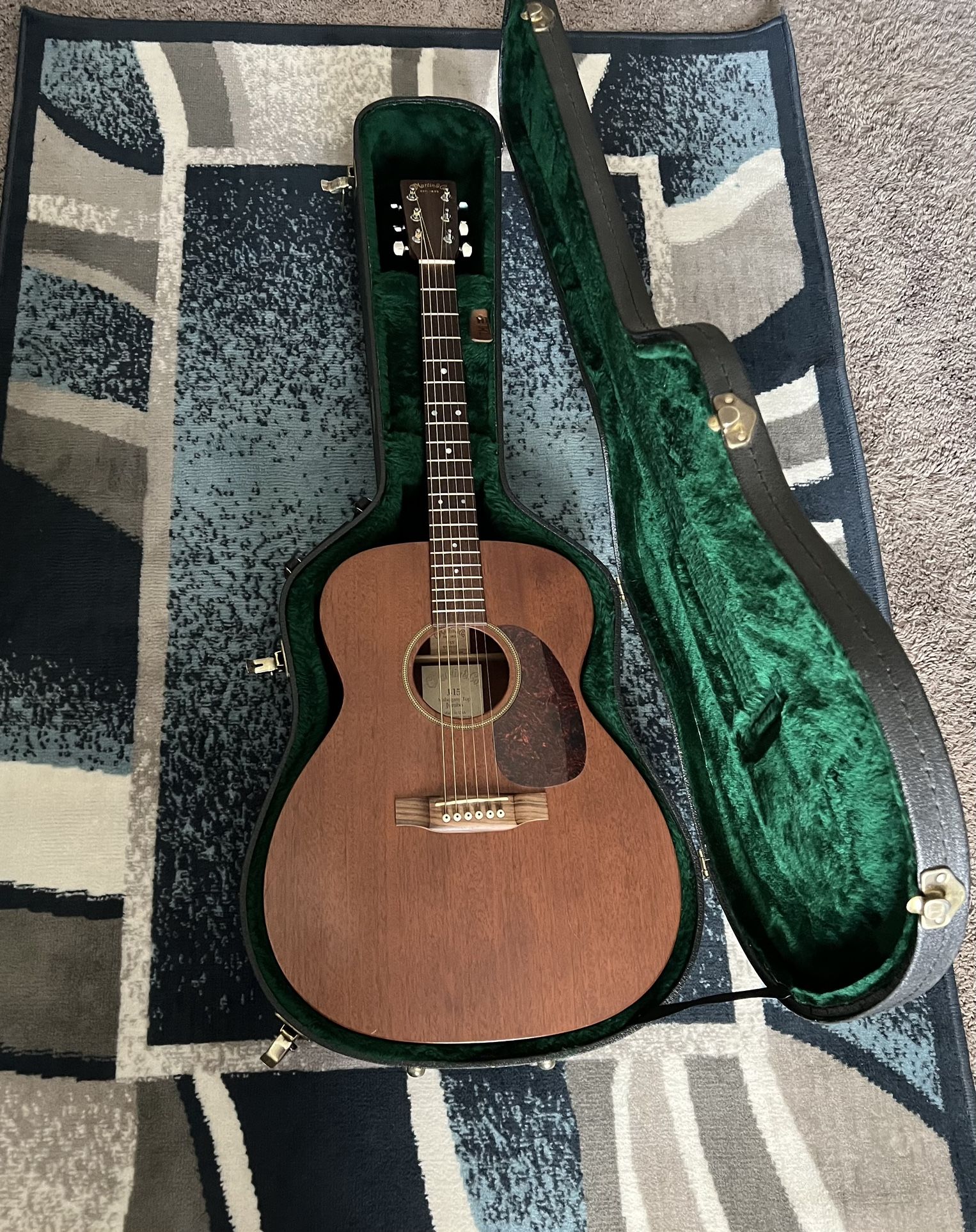 Martin J-15 Mahogany Top Jumbo Acoustic Guitar