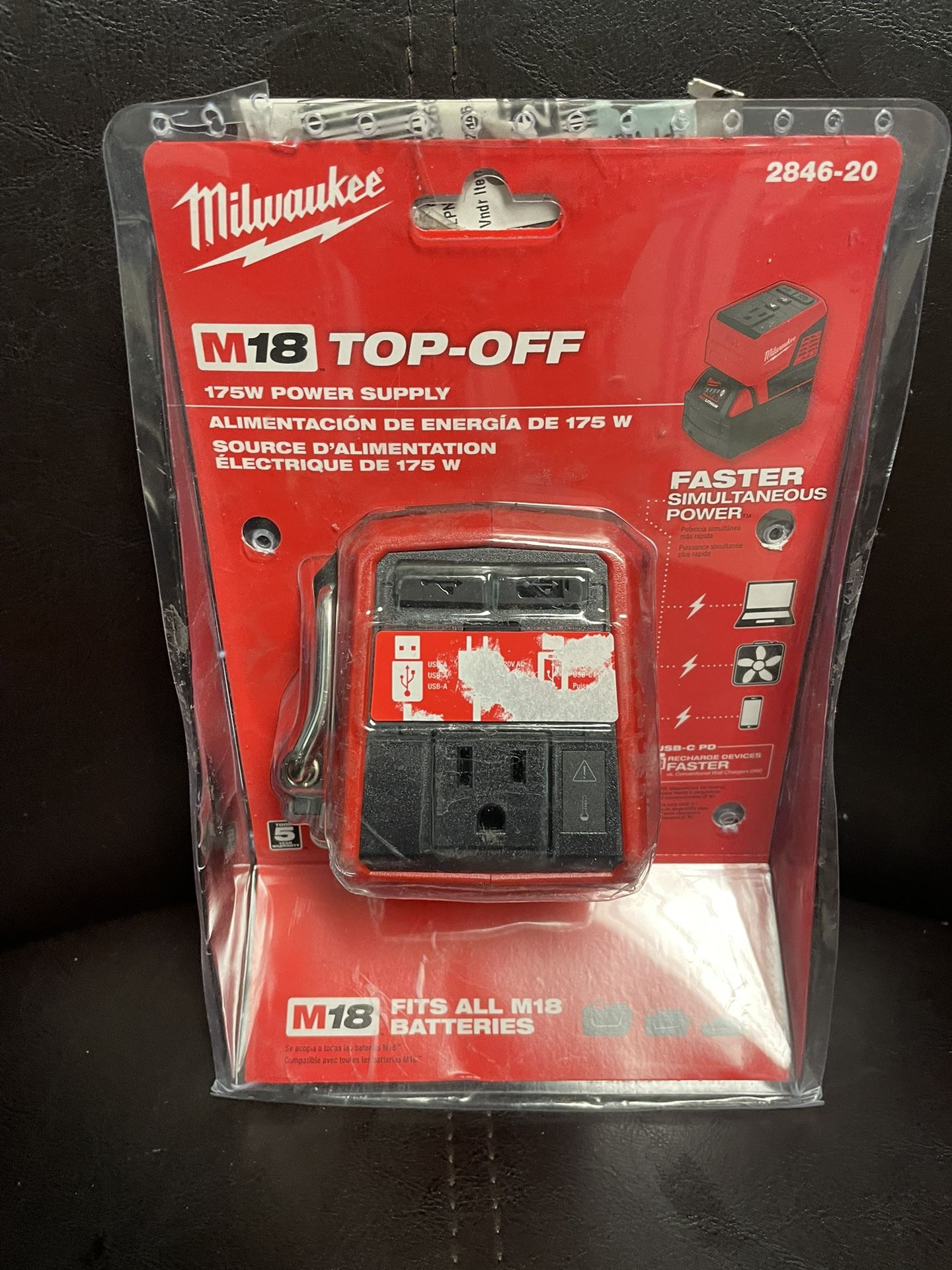 Milwaukee M18 18-Volt Lithium-Ion 175-Watt Powered Compact Inverter for M18 Batteries (Tool-Only)