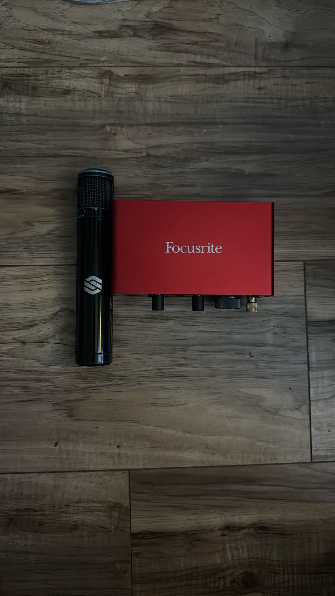 Focusrite Interface + Sterling St131 Condenser Microphone