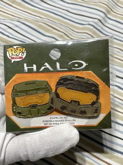 Funko POP halo Enamel Pin Special Edition Spartan Helmet Set of Two Pins New
