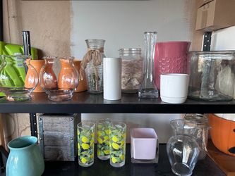 Decorative Vases & Glass Décor – Variety of Styles, Colors & Sizes