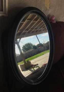 BLCK OVAL MIRROR