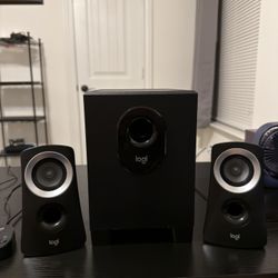Logitech Z313 2.1 Speaker System w/ Subwoofer & Control Pod