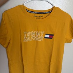 Vibrant Tommy Hilfiger Tee