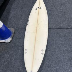 Mini Gun surfboard 