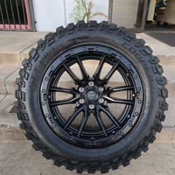 20" Fuel Rebel w- 33" COOPER STT PRO tires 
