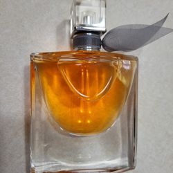 Perfume - Lancome : La Vie Est Belle