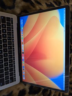 2017 Macbook Pro A1708 i5, 8gb, 256Gb SSD,Office 2022, Excellent Condition, AC Charger for Sale