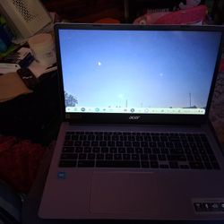 Acer Chromebook w/ Sleeve Intel Full HD