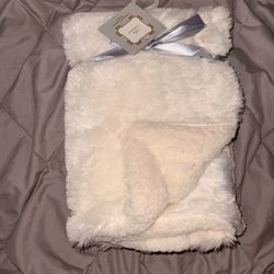 New Little Luxuries White Baby Blanket