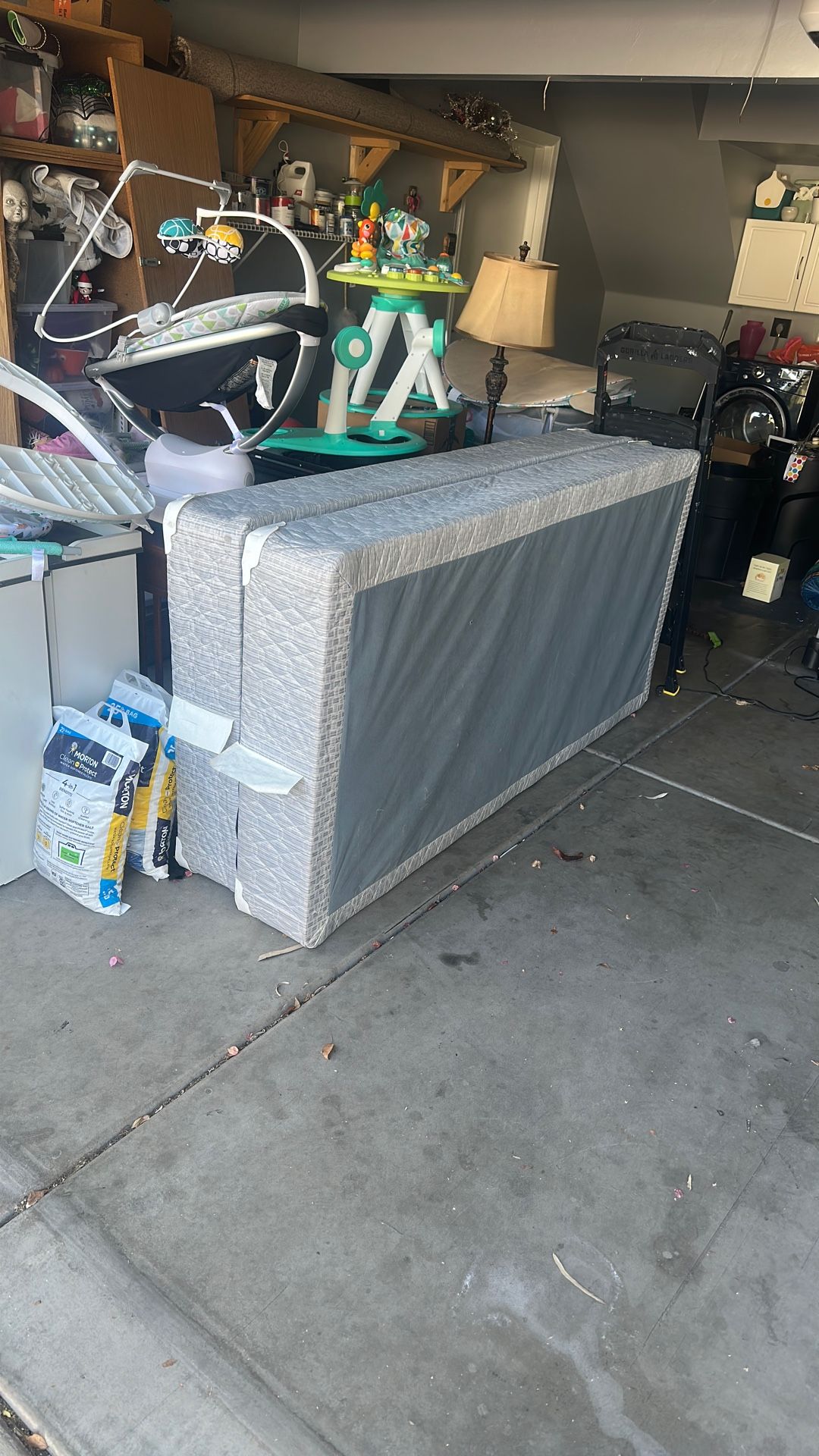 Free 2 Twin Box Springs