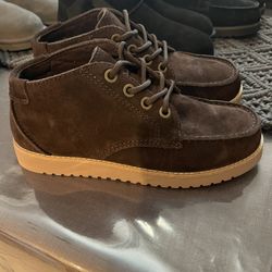 Mens Size 7 KOOLABURRA By Ugg 