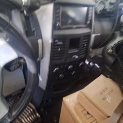 4.0 2010 Dodge Grand Caravan Parting Out