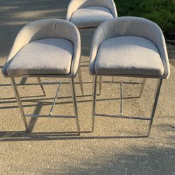 3 Counter Height Stools