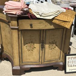 Buffet/sideboard