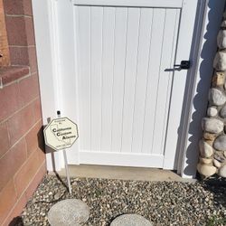 Vinyl Gates 