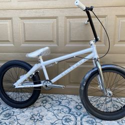Destro Elite Bmx Bike Brand New 