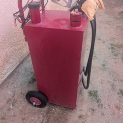 35 Gal Gas Fuel Caddy No Trades Local Pick Up Only Make Me An Offer Got To Move Fast