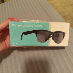 NEW AI Translation Smart Glasses - Available Now