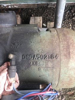 15 ton a/c compressor , leak oil