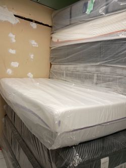 ✨🌟✨🌟 $399 twin xl  purple plus mattress available $399 ✨🌟✨🌟