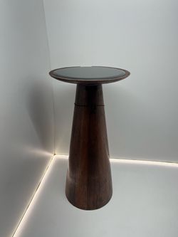 Small End  Table  ** See pictures for damages **