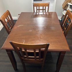 Dining room table