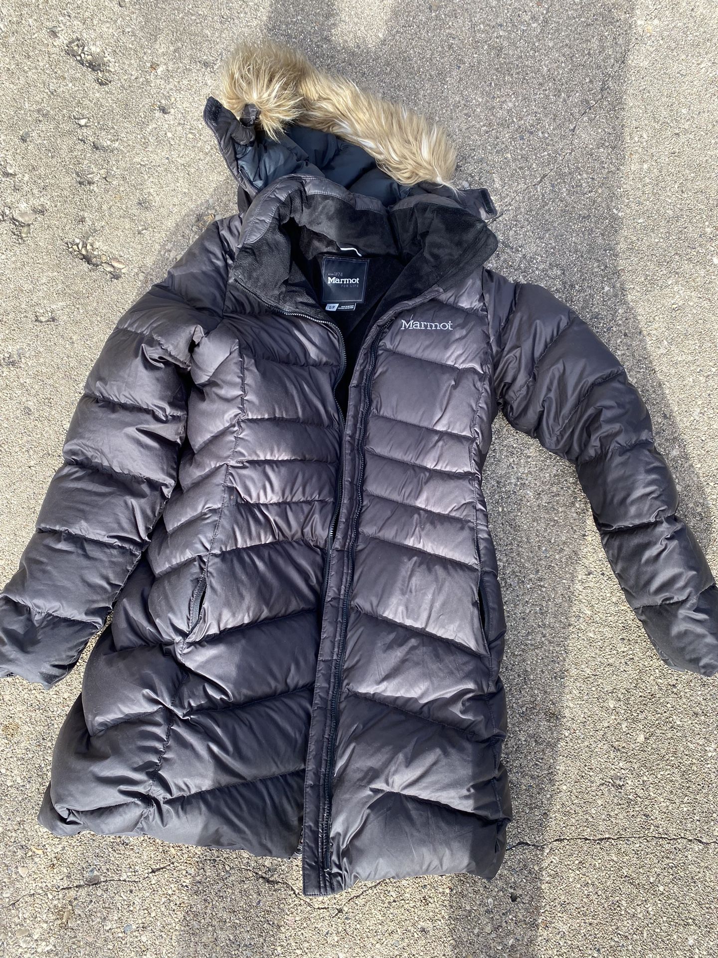 Women’s Marmot Down Parka Coat