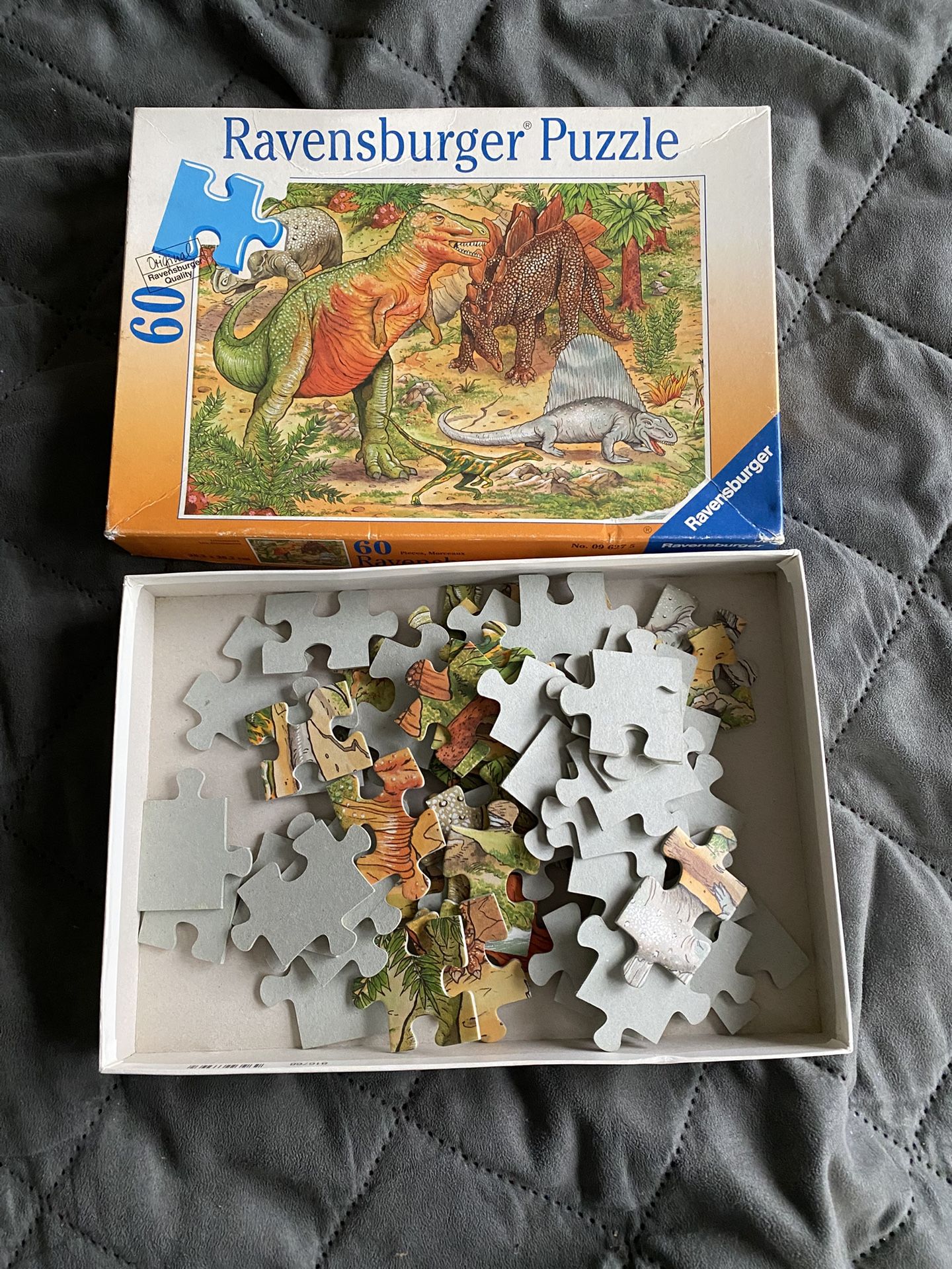 🦕Ravensburger Original Puzzle 60 PCS DINOSAURS Kids 4+ (10”x14”)
