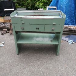 1940s Industrial Green Metal Pediatric Exam Table Bar Desk 