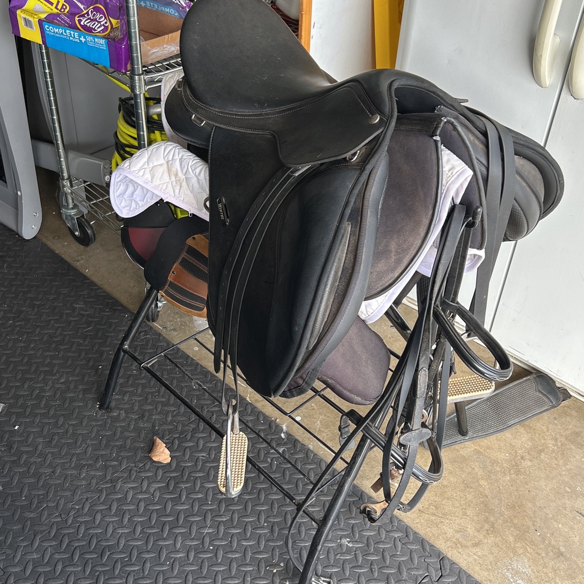 English Saddle Bridle Two Helmets stand 3508