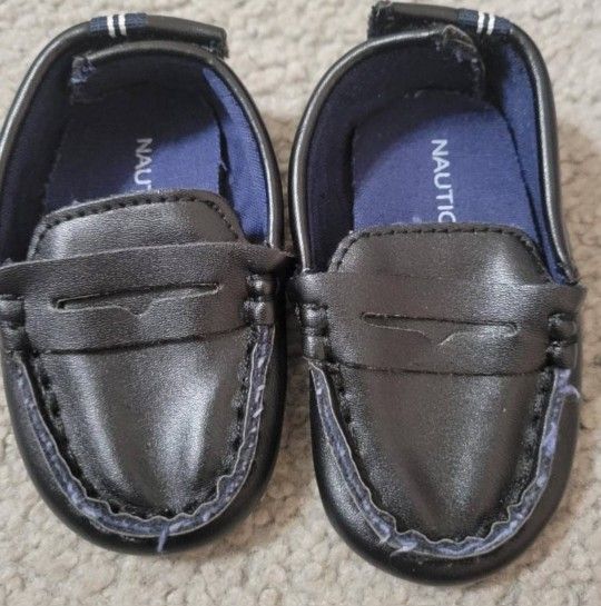 Nautica Size 3 Baby Boy Soft Soled Shoes BRAND NEW

