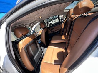 2011 BMW 328i