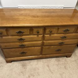 Dresser Set