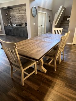 AFW Drake 5pc Dining Set