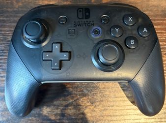 Nintendo Switch Pro Controller