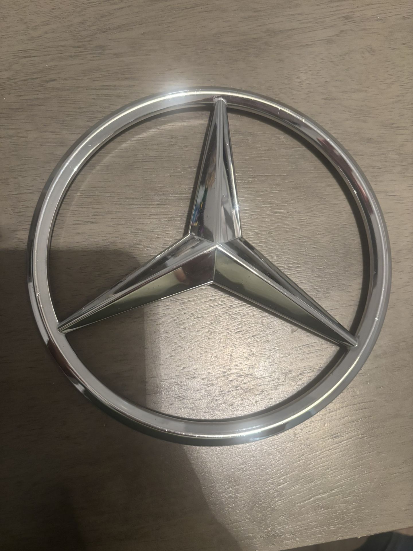 Mercedes Emblem