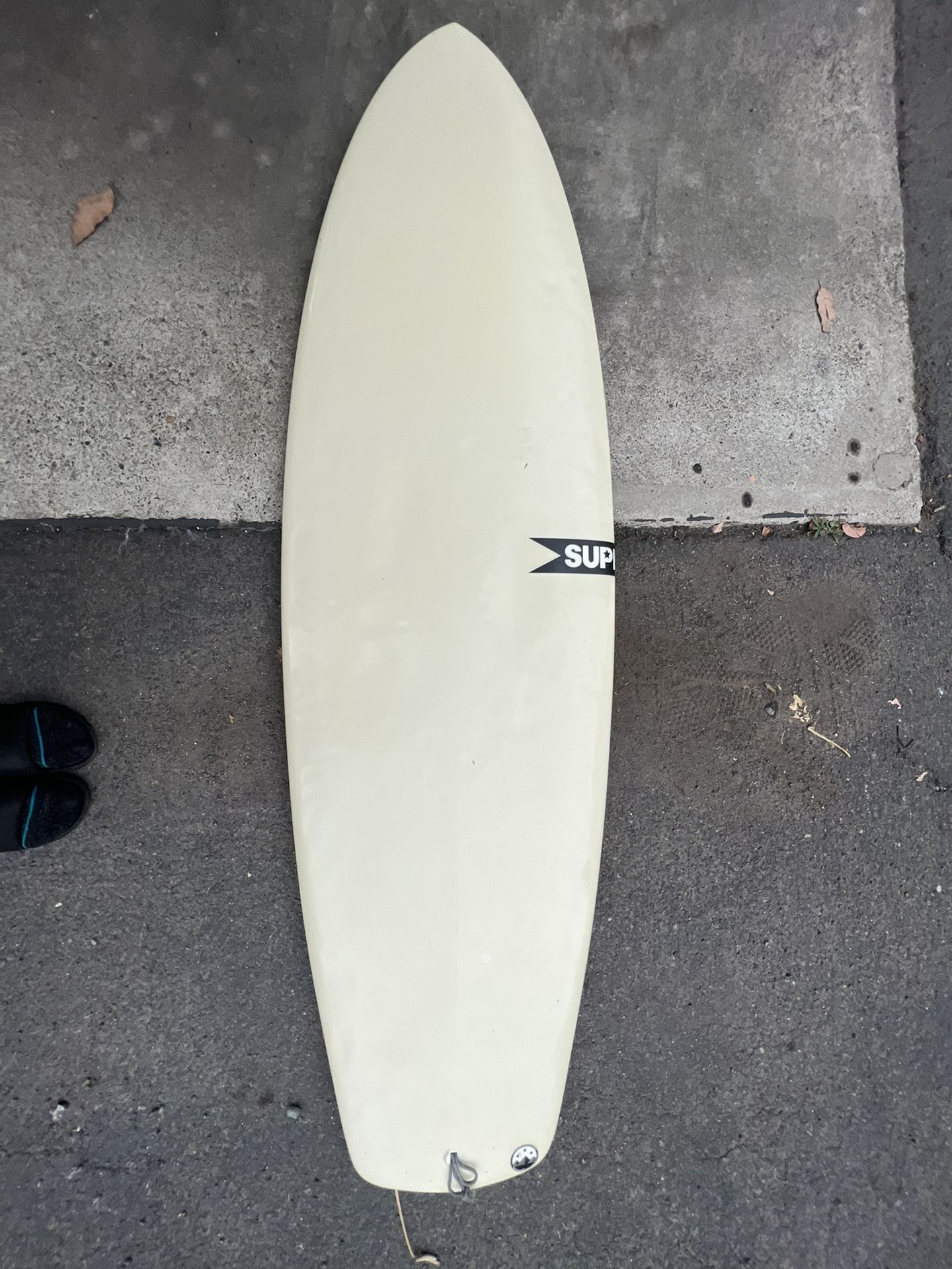 Super Brand Fling Surfboard 5’10