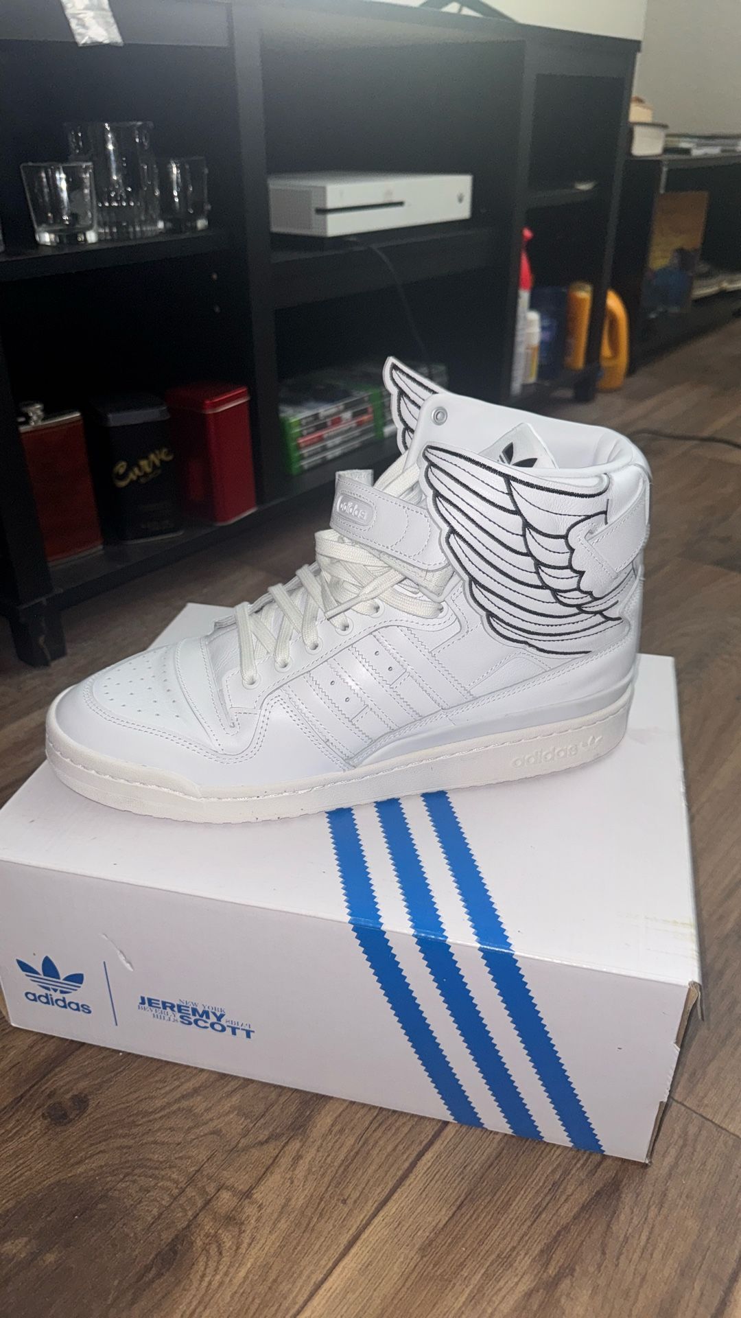 Adidas JS WINGS 4.0