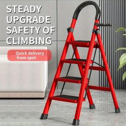 Multipurpose ladder, 4 steps $20  Escalera  multiusos , 4 escalones  $20