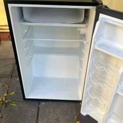 Small Refrigerator