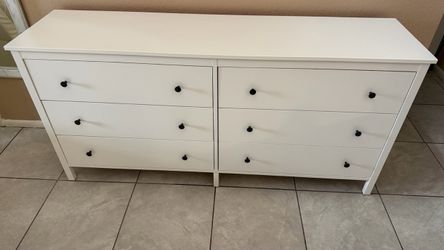 Chest of drawers