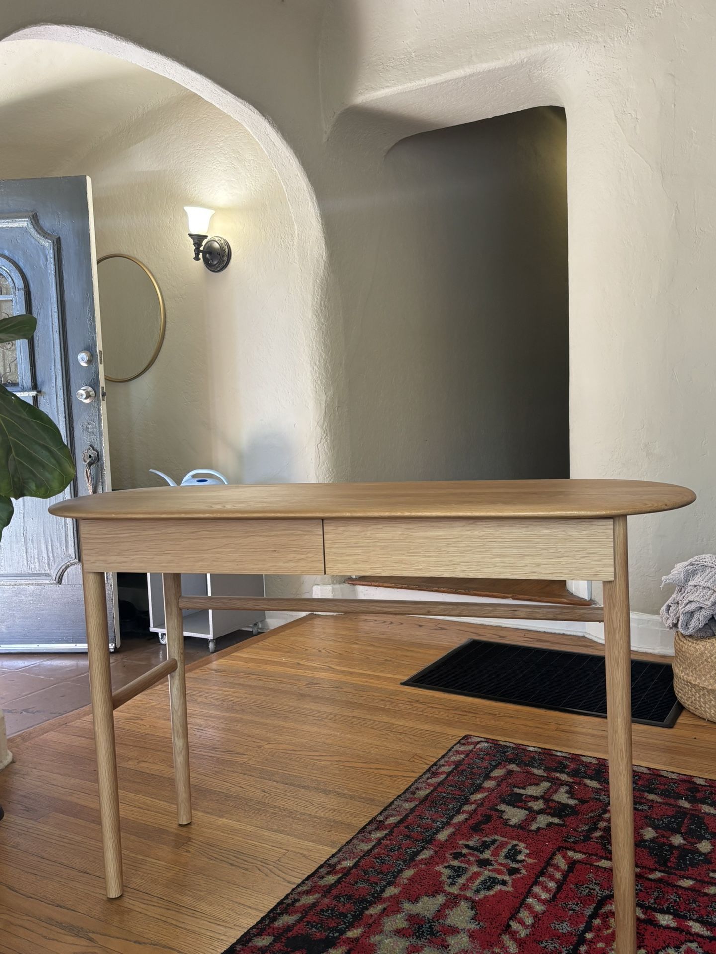 Article Valis Oak Desk