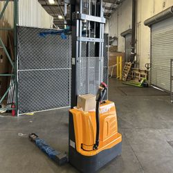 New Electric Forklift Walkie Stackie Pallet Stackers