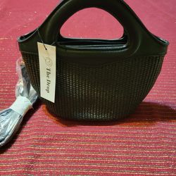 BRAND NEW - BLACK STRAW WEAVE & LEATHER SMALL TOTE/PURSE W/ LONG CROSS BODY STRAP OR HANDLE