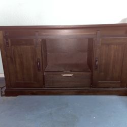 Farmhouse Style Wood Tv Stand/ Table