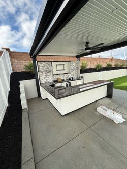 Outdoor kitchen
