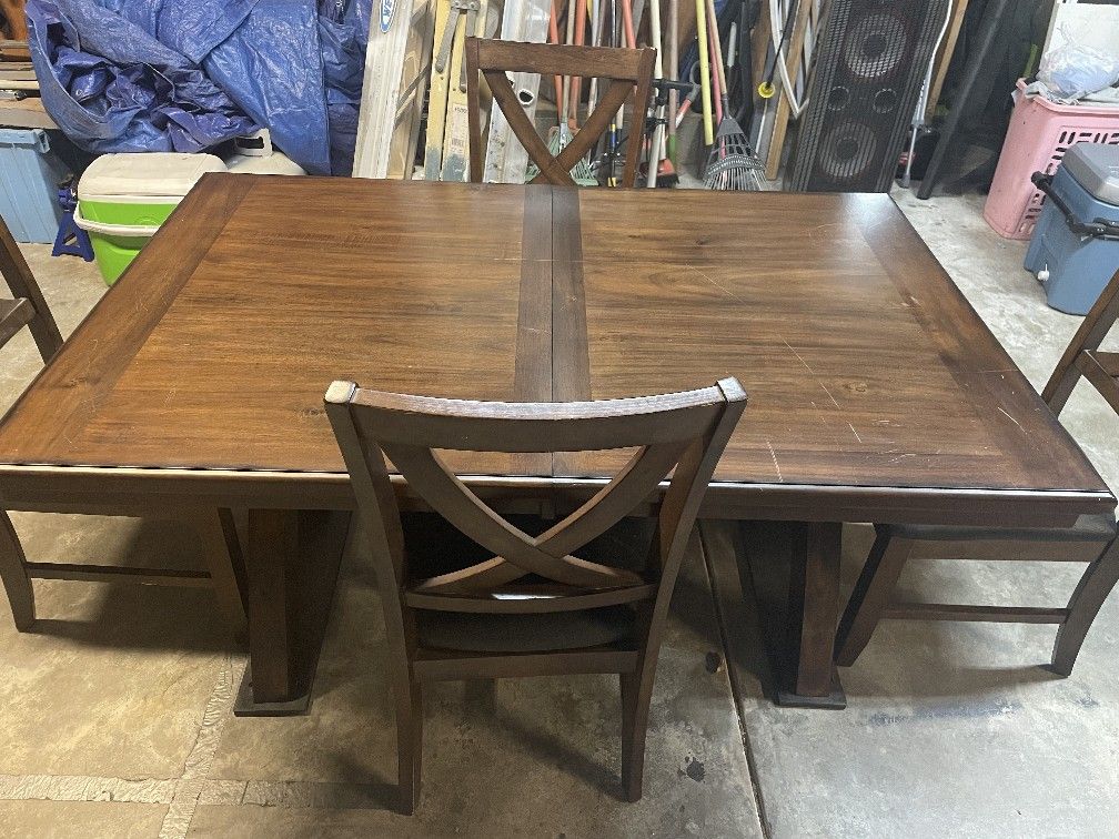 Dinning Room Set