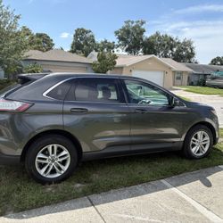 2017 Ford Edge