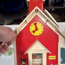 Vintage 70's Fisher-Price Little People #923 Play Family School with 16 School Days Stencils